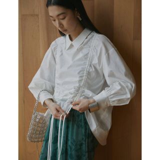 アメリヴィンテージ(Ameri VINTAGE)のAmeri vintage 2way ギャザーシャツ(シャツ/ブラウス(長袖/七分))