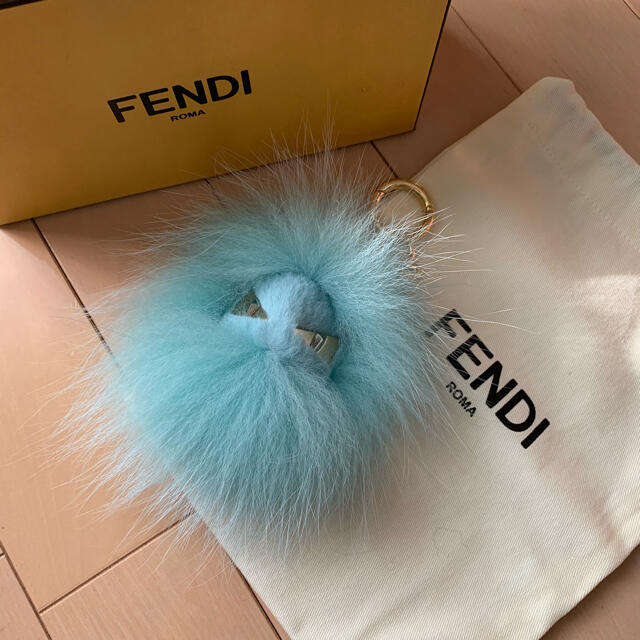 FENDI チャーム BAG BUGS RABBIT FUR+FOX