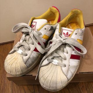 アディダス(adidas)のadidas アディダス スニーカー(スニーカー)