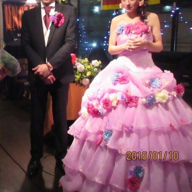 結婚式披露宴用ドレス、メンズスーツセット パニエ込み 2次会にも