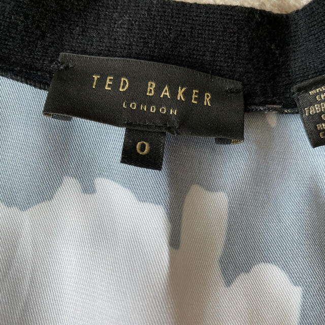 TED BAKER - TED BAKERのカーディガンの通販 by 断捨離中 TED BAKER - TED BAKERのカーディガンの通販 by 断捨離中