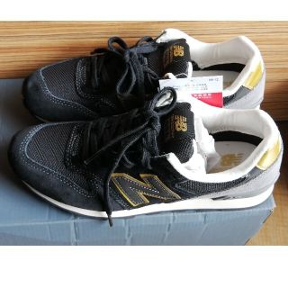 ニューバランス(New Balance)の【新品】送料込み　ニューバランス　996 黒(スニーカー)