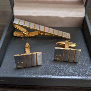 ダンヒル(Dunhill)の【中古】ダンヒル　カフス＆ネクタイピン　セット(ネクタイピン)