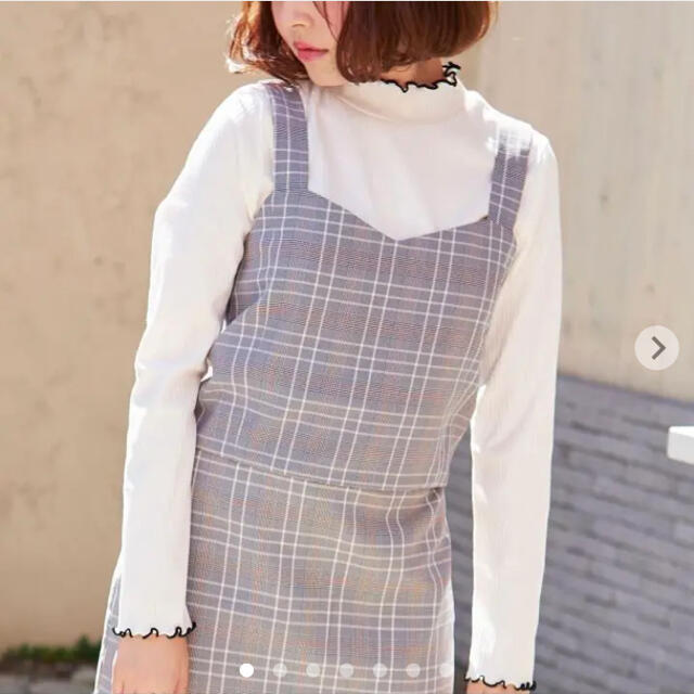 INGNI(イング)の【新品】INGNI イング バイカラーライン リブハイネックメロートップス 白黒 レディースのトップス(カットソー(長袖/七分))の商品写真