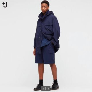 ユニクロ(UNIQLO)のワイドフィットカーゴハーフパンツ　ブルーカラー(ワークパンツ/カーゴパンツ)