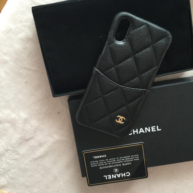 CHANEL(シャネル)の正規品　シャネル　iPhoneカバー スマホ/家電/カメラのスマホアクセサリー(iPhoneケース)の商品写真