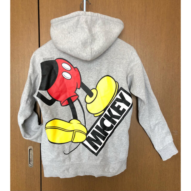 XLARGE(エクストララージ)の【X-LARGE × Disney】ミッキーマウス コラボ グレー サイズ M メンズのトップス(パーカー)の商品写真