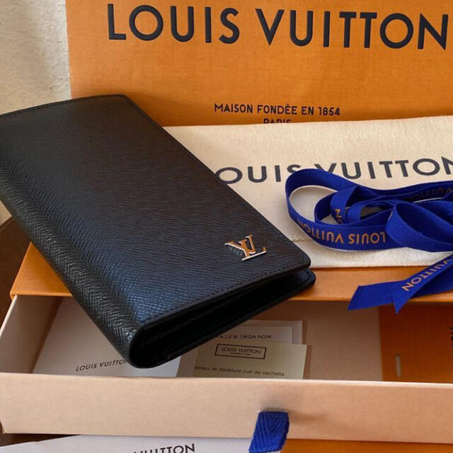 Louis Vuitton ルイヴィトン 長財布 21 メンズ タイガ M 未使用の通販 By トリエ ルイヴィトンならラクマ