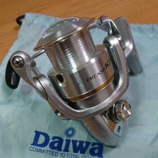 ダイワ(DAIWA)のダイワフリームスKIX2500番(リール)