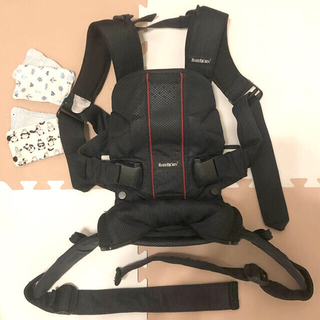 ベビービョルン(BABYBJORN)のmiia様専用☆ベビービョルン　ベビーキャリアONE+ Air よだれカバー付き(抱っこひも/おんぶひも)