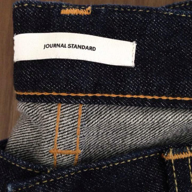 JOURNAL STANDARD(ジャーナルスタンダード)のJOURNALSTANDARD テーパードデニム ネイビー 濃いめ レディースのパンツ(デニム/ジーンズ)の商品写真