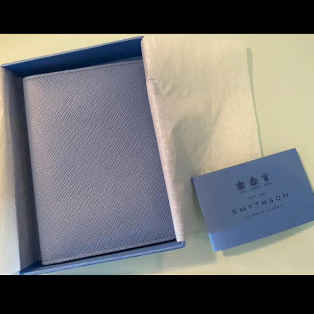 Smythson(スマイソン)の⭐︎新品箱有り⭐︎スマイソン パスポートケース　値下げ交渉歓迎 レディースのファッション小物(パスケース/IDカードホルダー)の商品写真