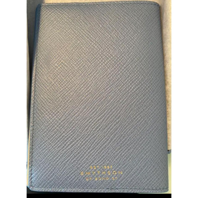 Smythson(スマイソン)の⭐︎新品箱有り⭐︎スマイソン パスポートケース　値下げ交渉歓迎 レディースのファッション小物(パスケース/IDカードホルダー)の商品写真