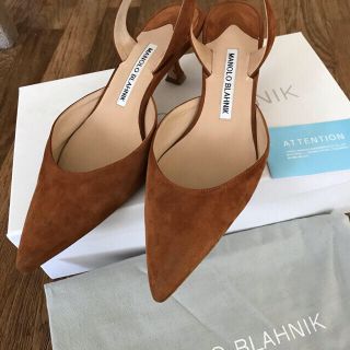 マノロブラニク(MANOLO BLAHNIK)のマノロブラニク　パンプス (ハイヒール/パンプス)