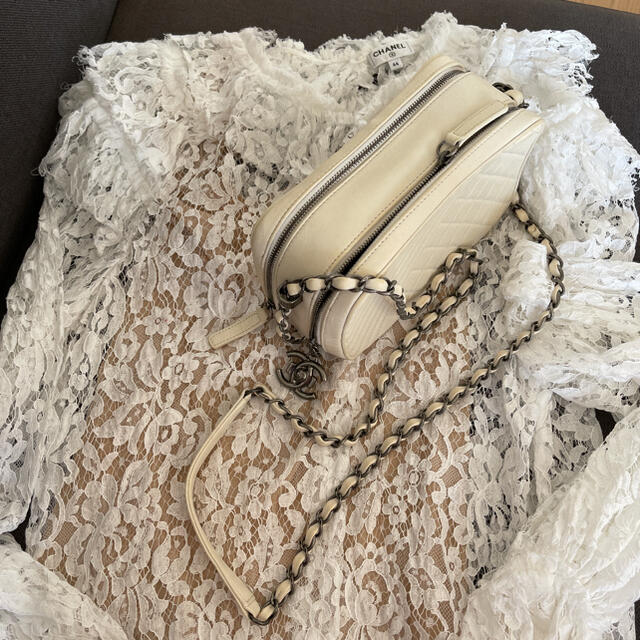 白 フリル付 CHANEL ショルダーバッグ 定価25万 | southbayplanning.com