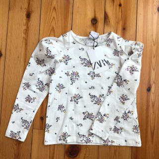 ザラキッズ(ZARA KIDS)の新品タグ付き ZARA 花柄ボリューム袖長袖Tシャツ 116cm(Tシャツ/カットソー)