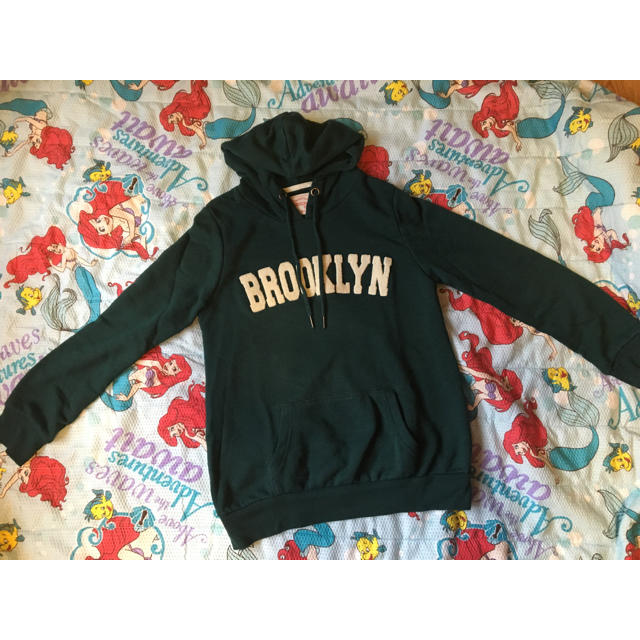 Avail(アベイル)のBROOKLYNパーカー レディースのトップス(パーカー)の商品写真