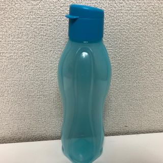 【新品未使用】Tupperware 容器（ブルー）送料無料(容器)
