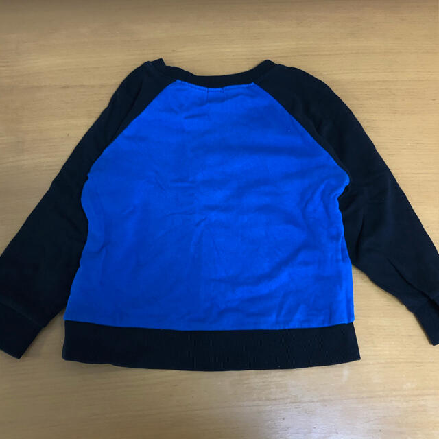 トミカ　裏起毛トレーナー　110 キッズ/ベビー/マタニティのキッズ服男の子用(90cm~)(Tシャツ/カットソー)の商品写真