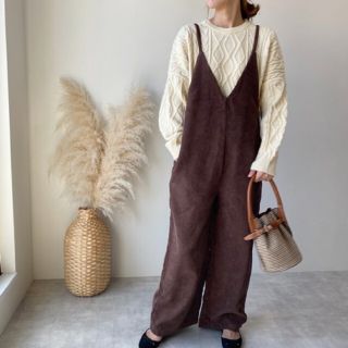 ニコアンド(niko and...)の◎ 新品》Laule'a コーデュロイ Ｖネック サロペット(サロペット/オーバーオール)