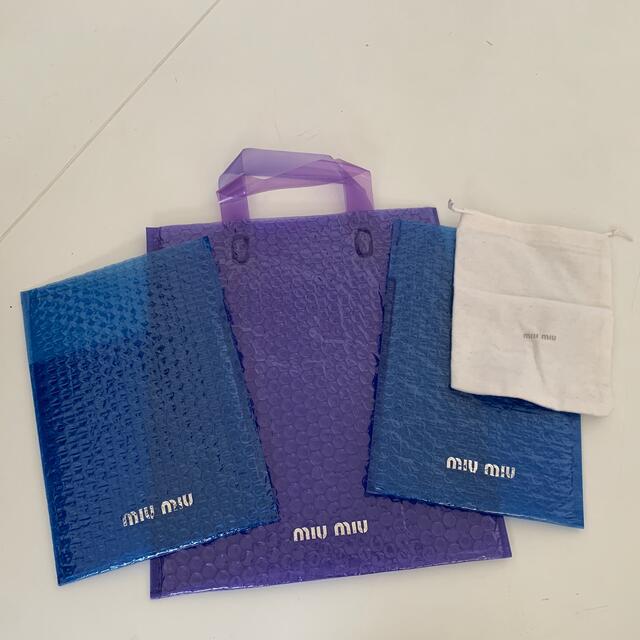 miumiu(ミュウミュウ)のmiumiu ミュウミュウ　プチプチ ショッパー レディースのバッグ(ショップ袋)の商品写真