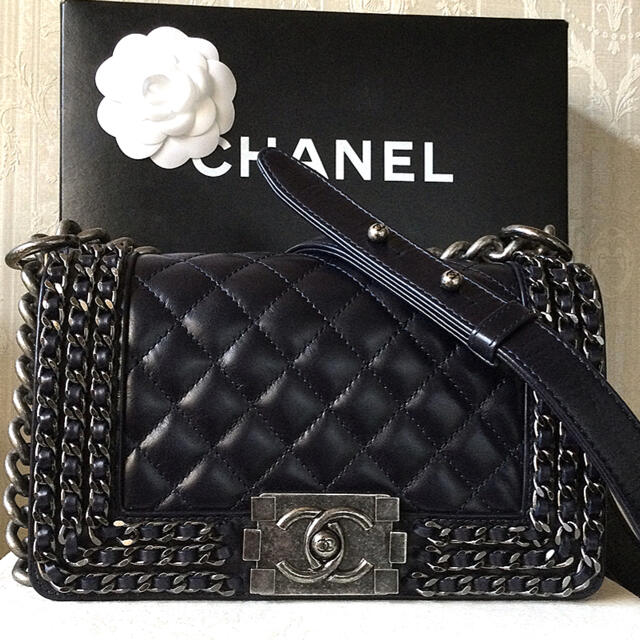 バッグ美品　希少　CHANEL ボーイシャネル　ショルダーバッグ