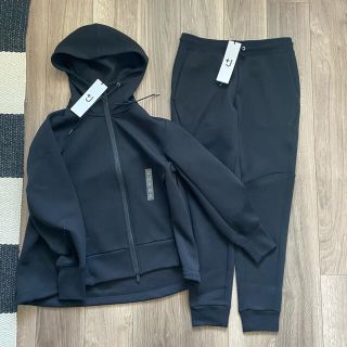 UNIQLO  ＋Ｊ　上下セット