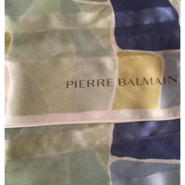 Pierre Balmain(ピエールバルマン)のピエールバルマン　スカーフ レディースのファッション小物(バンダナ/スカーフ)の商品写真