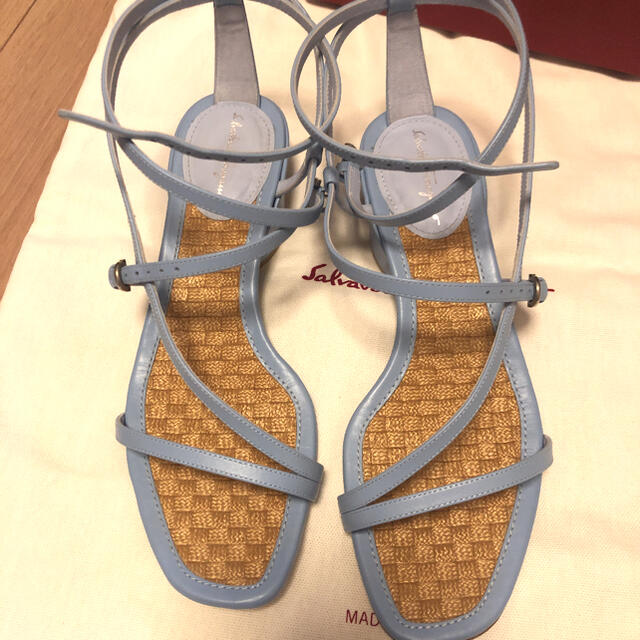 新品同様☆レア ferragamoフェラガモ サンダル | vizoobras.com.br