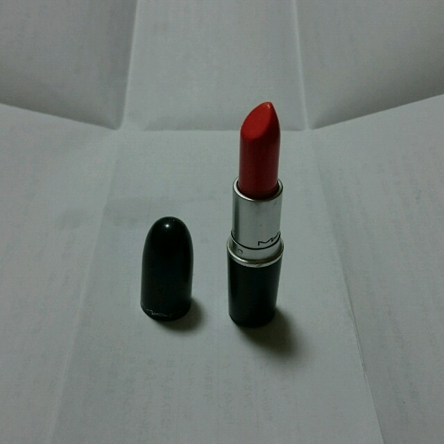 MAC(マック)のMAC口紅オレンジ色 コスメ/美容のベースメイク/化粧品(口紅)の商品写真