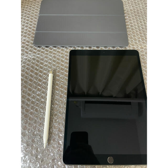iPad Air3 ＆Apple pencil＆純正カバー付き3点PC/タブレット
