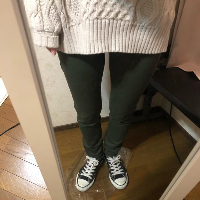 AZUL by moussy(アズールバイマウジー)のAZUL BY MOUSSY アズールバイマウジー　スキニーM レディースのパンツ(スキニーパンツ)の商品写真