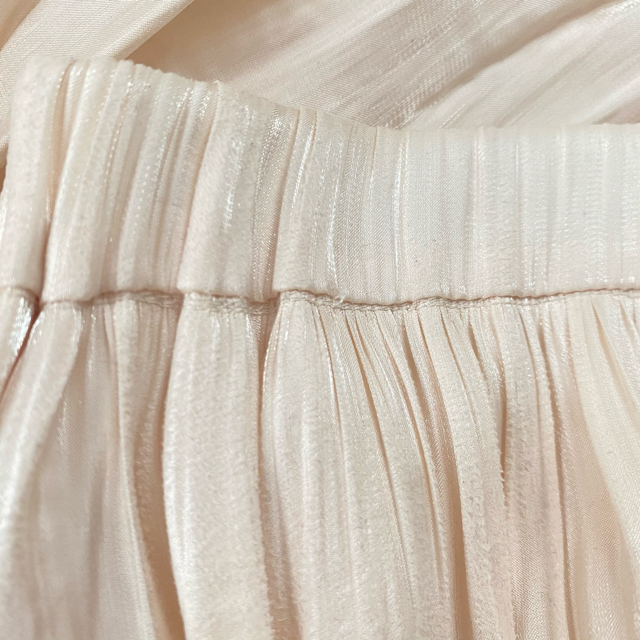 Mystrada(マイストラーダ)のマイストラーダ プリーツスカート オフホワイト 春服 夏服 ロング フレア レディースのスカート(ロングスカート)の商品写真