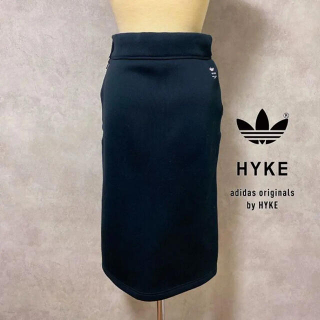 HYKE(ハイク)のHYKE ハイク adidas コラボ スカート 人気 S レディースのスカート(ひざ丈スカート)の商品写真