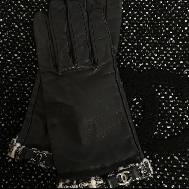 CHANEL - CHANEL ツイード レザー グローブの通販 by hitomin