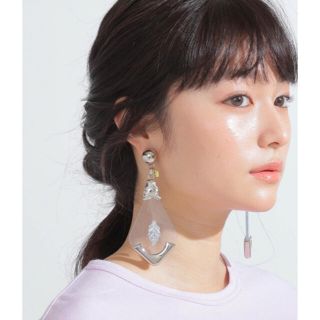 ビューティアンドユースユナイテッドアローズ(BEAUTY&YOUTH UNITED ARROWS)の❤︎fumietanaka完売プレスリーフイヤリング❤︎新品未使用(イヤリング)