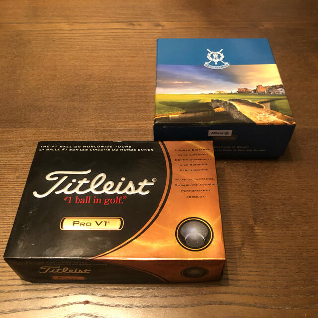 Titleist(タイトリスト)の【beck様専用】Allianz Titleistのゴルフボールセット スポーツ/アウトドアのゴルフ(その他)の商品写真