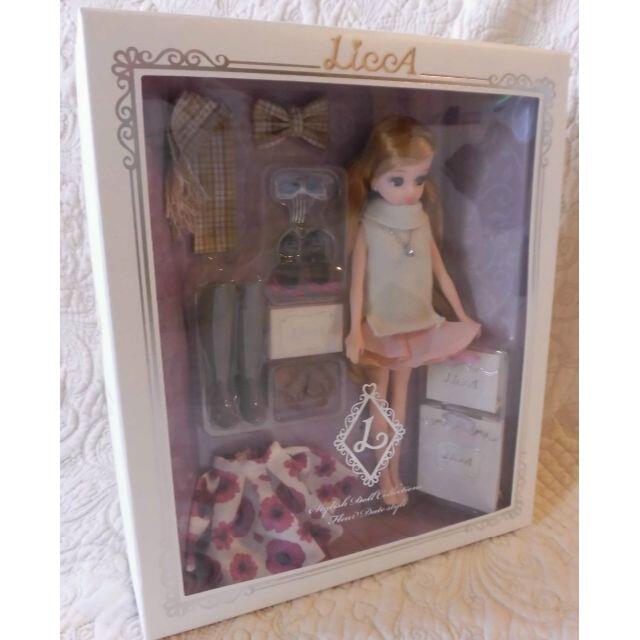 Takara Tomy(タカラトミー)のフルールデートスタイル　スタイリッシュドールコレクション ハンドメイドのぬいぐるみ/人形(人形)の商品写真