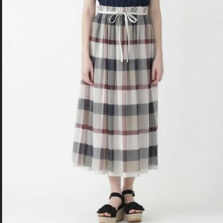 バーバリーブルーレーベル(BURBERRY BLUE LABEL)の最終値下げクレストブリッジリバーシブルチェックスカート３８(ひざ丈スカート)