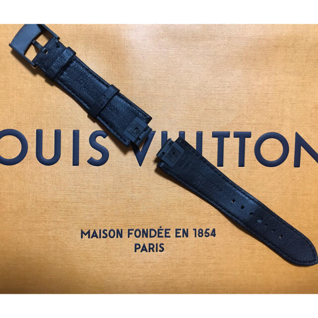 LOUIS VUITTON(ルイヴィトン)のルイヴィトン　タンブール　ベルト　極美品　正規品 メンズの時計(腕時計(アナログ))の商品写真