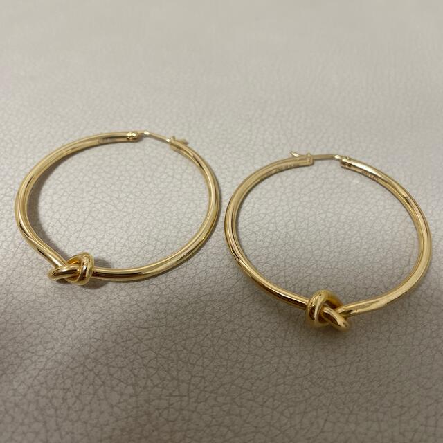 celine(セリーヌ)のCELINE ノットラージフープ ピアス ゴールド レディースのアクセサリー(ピアス)の商品写真