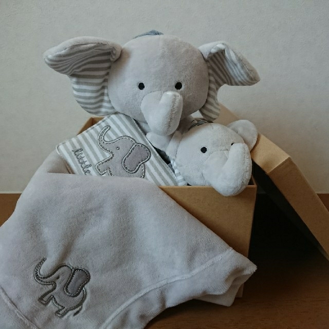 【新品】 Baby Aspen ぞうさん４点セット キッズ/ベビー/マタニティのおもちゃ(ぬいぐるみ/人形)の商品写真