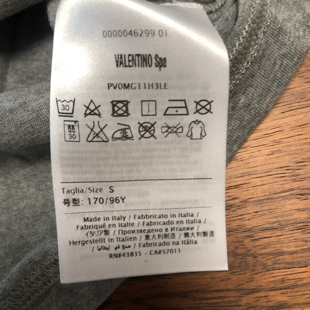 VALENTINO(ヴァレンティノ)の送料込み！VALENTINO.Tシャツ.ヴァレンティノ メンズのトップス(Tシャツ/カットソー(半袖/袖なし))の商品写真