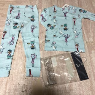 ベビーギャップ(babyGAP)の【新品　タグ付き】ベビーギャップ　女の子　長袖　パジャマ　95(パジャマ)