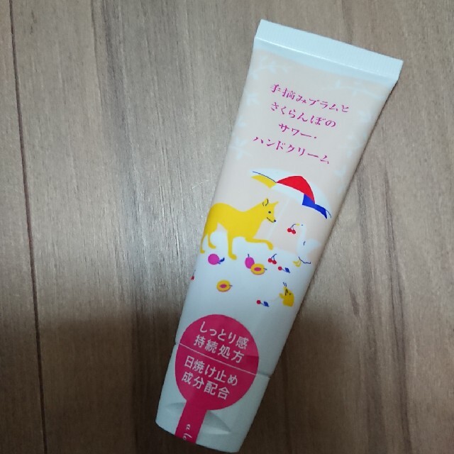ハンドクリーム ソムリエ 日焼け止め コスメ/美容のベースメイク/化粧品(その他)の商品写真