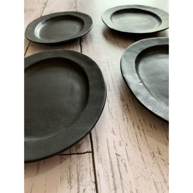 リムオーバル皿 マット黒 4枚 小皿 美濃焼オシャレ 陶器 副菜皿 デザート皿