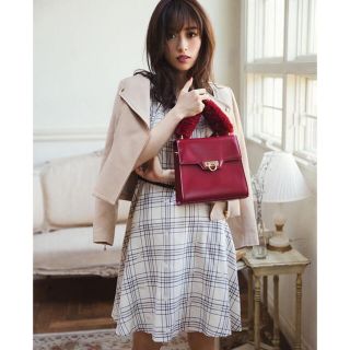 レッセパッセ(LAISSE PASSE)の特別値下げ💐レッセパッセ♡泉里香着用ワンピース💐(ひざ丈ワンピース)