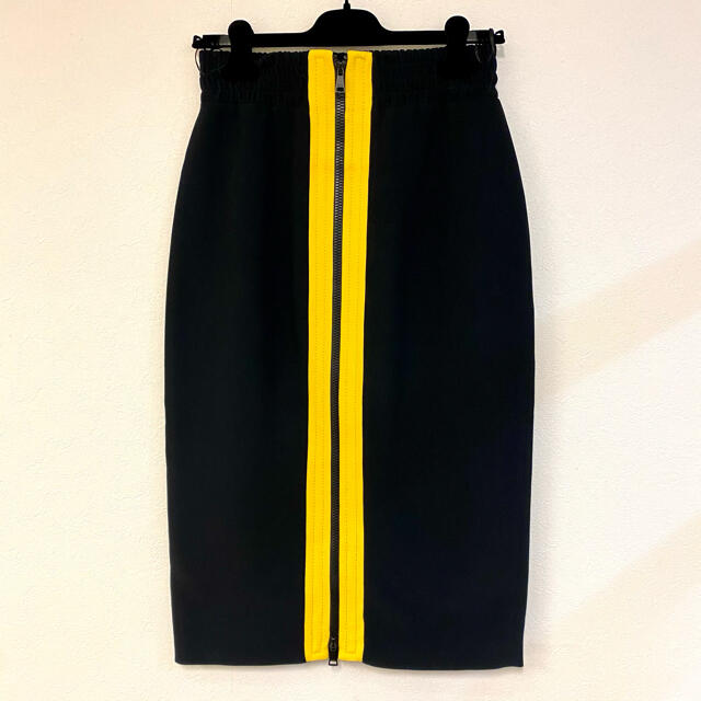 N°21(ヌメロヴェントゥーノ)のN21°ヌメロヴェントゥーノ スカート レディースのスカート(ひざ丈スカート)の商品写真