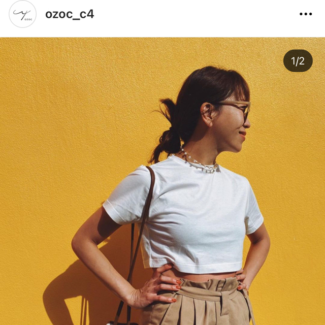 OZOC(オゾック)のOZOC×金セアルさんコラボミニ丈Tシャツ レディースのトップス(Tシャツ(半袖/袖なし))の商品写真