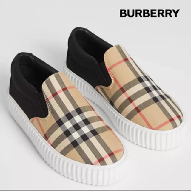 BURBERRY(バーバリー)の【お取置き中】バーバリーチルドレン 新品シューズ 29 キッズ/ベビー/マタニティのキッズ靴/シューズ(15cm~)(スリッポン)の商品写真